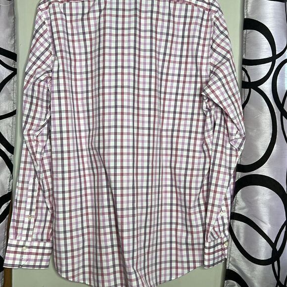 Banana Republic non-iron slim fit long sleeve button-down shirt, size large - Picture 8 of 9